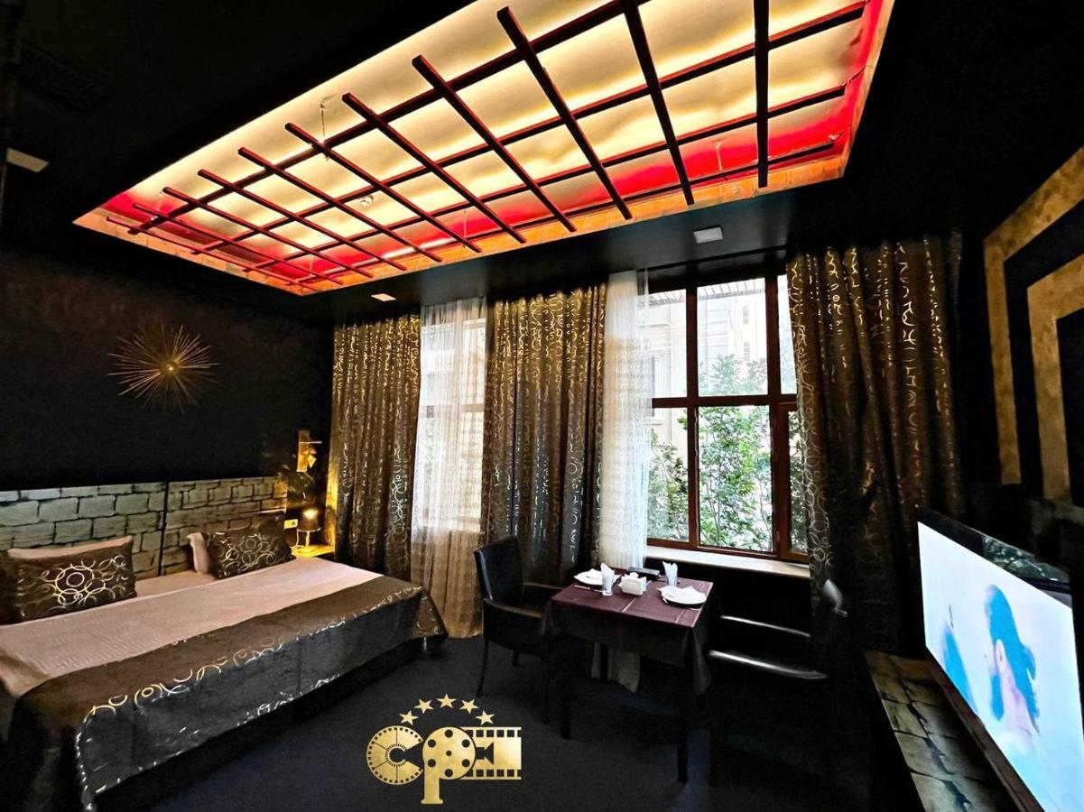 Cinema Plaza Hotel Баку Екстериор снимка